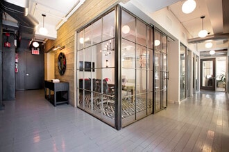 21 W 46th St, New York, NY à louer Photo intérieure– Image 2 sur 5