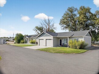 Plus de détails pour 2840 Clark St, Baker City, OR - Logement à vendre