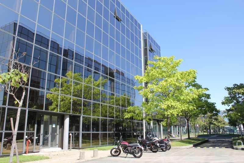 18 Rue Grange Dame Rose, Vélizy-Villacoublay à louer - Photo principale – Image 1 sur 4