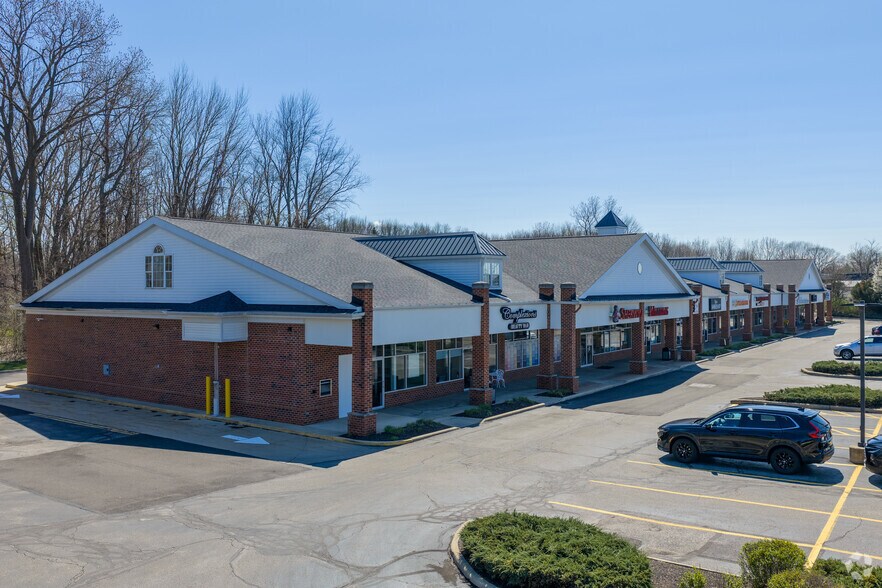 34101 Center Ridge Rd, North Ridgeville, OH à louer - Photo de l’immeuble – Image 2 sur 4