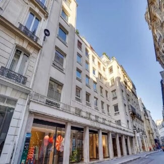 Plus de détails pour 11 Rue De Grenelle, Paris - Bureau à louer