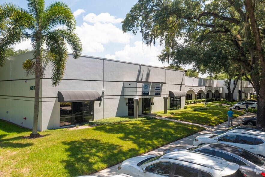 6375 Harney Rd, Tampa, FL à louer - Photo de l’immeuble – Image 2 sur 5