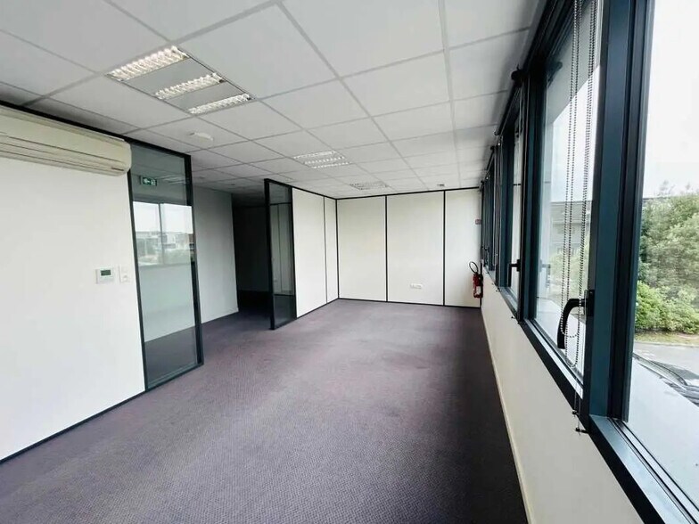 Bureau dans Saint Nazaire à louer - Photo de l’immeuble – Image 1 sur 5