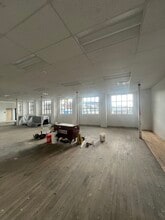 190 Mineola Ave, Roslyn Heights, NY à louer Photo de l’immeuble– Image 1 sur 5