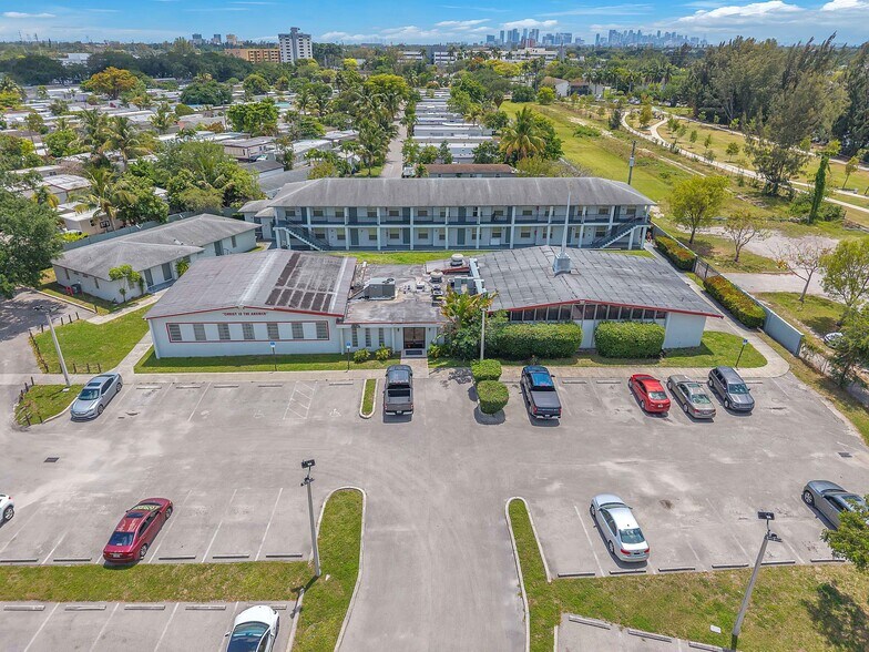 1180 NW 99th St, Miami, FL à vendre - Photo de l’immeuble – Image 2 sur 8