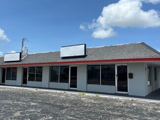 Plus de détails pour 4632 S Del Prado Blvd, Cape Coral, FL - Local commercial à louer