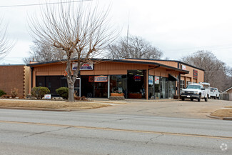 Plus de détails pour 213 S Main St, Stillwater, OK - Local commercial à vendre