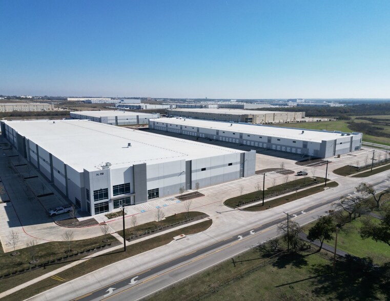 NEC Jim Christal Rd & Masch Branch Rd, Denton, TX à louer - Photo de l’immeuble – Image 2 sur 5