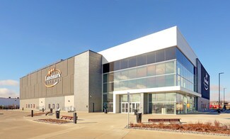 Plus de détails pour 915 St Albert Trl, St. Albert, AB - Local commercial à louer