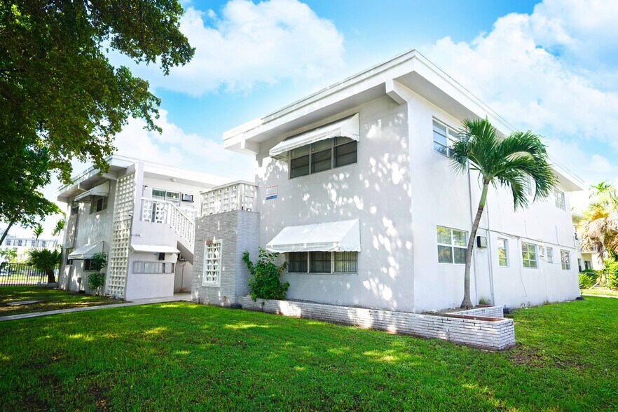 16890 NE 21st Ave, North Miami Beach, FL à vendre - Photo de l’immeuble – Image 1 sur 14