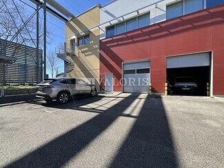 Plus de détails pour Local d'activités à louer