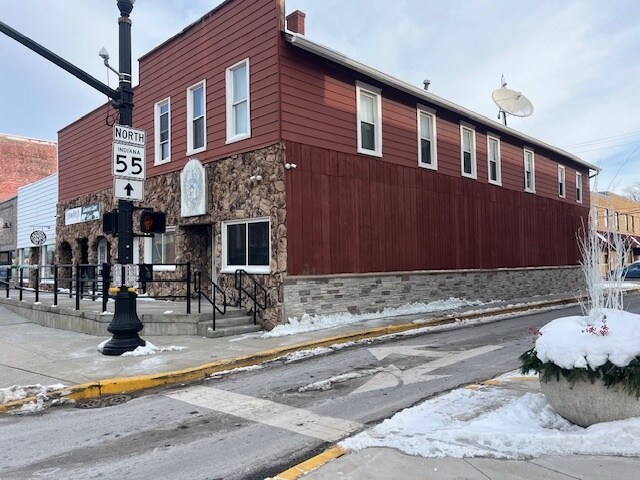 100 -104 N Main st, Crown Point, IN à vendre - Photo de l’immeuble – Image 2 sur 19