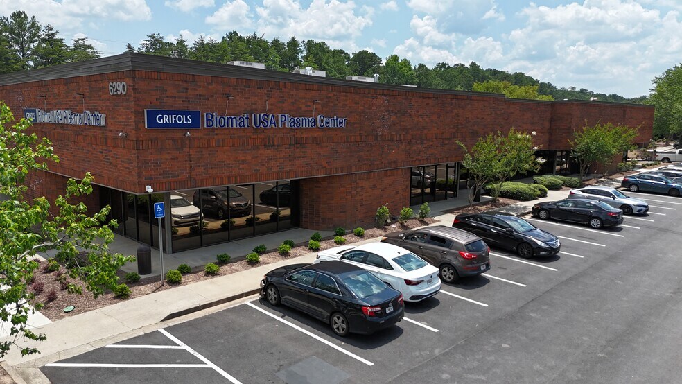 6290 Jimmy Carter Blvd, Norcross, GA à louer - Photo de l’immeuble – Image 1 sur 6