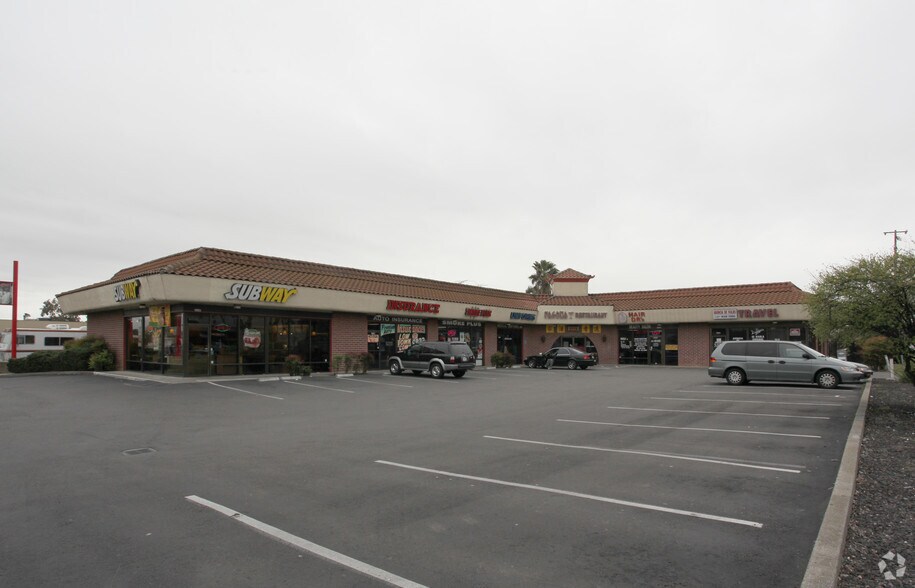 2147-2159 N Texas St, Fairfield, CA à louer - Photo principale – Image 3 sur 47
