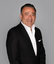Arash Azarbarzin