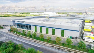 Plus de détails pour Choats Rd, Dagenham - Industriel/Logistique à louer