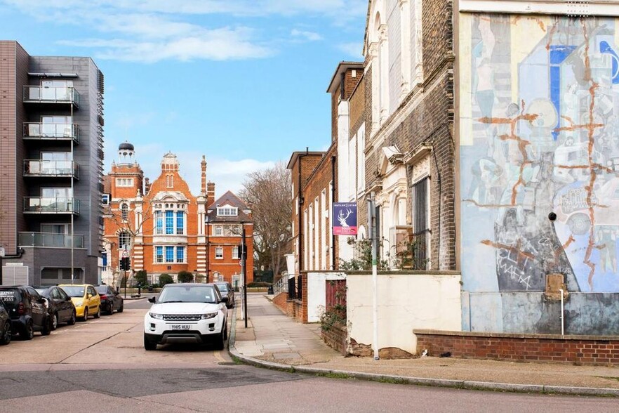 3-5 Merchant St, Londres à vendre - Photo de l’immeuble – Image 3 sur 10