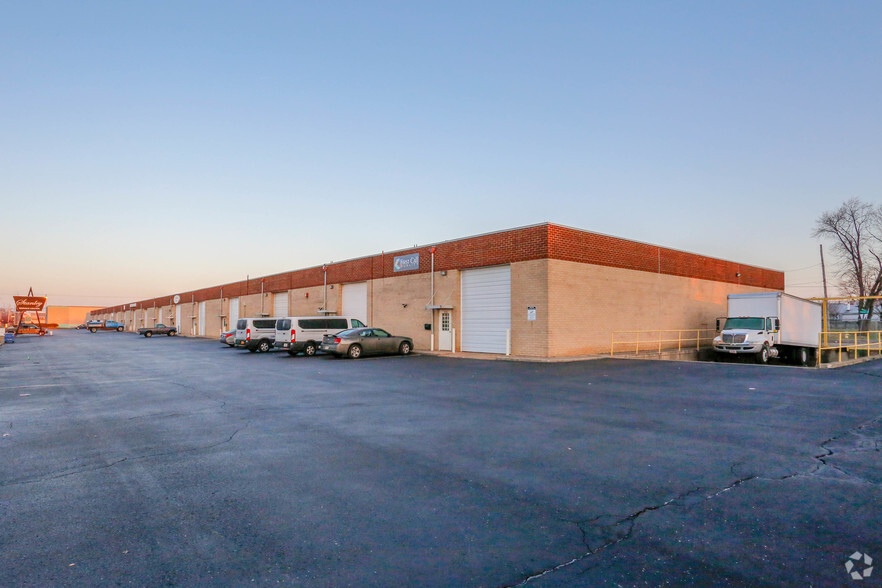2416-2524 Stanley Ave, Dayton, OH à louer - Photo principale – Image 1 sur 3