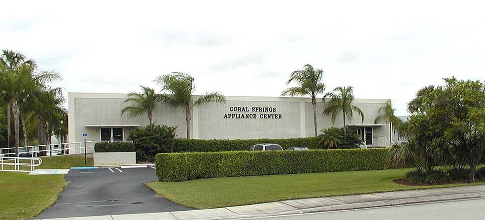 3500 Coral Ridge Dr, Coral Springs, FL à vendre - Photo de l’immeuble – Image 2 sur 4