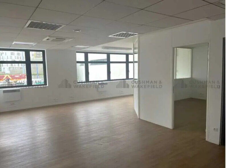 16 Rue Jean Jacques Rousseau, Issy-les-Moulineaux à louer - Photo de l’immeuble – Image 3 sur 23