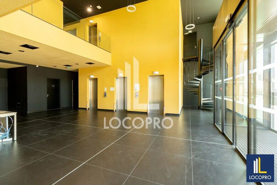 6 Chemin De L'arénas, Nice à louer - Photo de l’immeuble – Image 3 sur 9