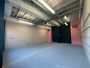 Whitefriars Ave, Harrow à louer Photo intérieure– Image 1 sur 7