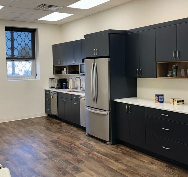 251 Bellevue Ave, Hammonton, NJ à louer - Photo intérieure – Image 2 sur 5