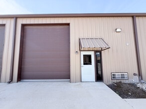 7977 Old Bastrop Rd, New Braunfels, TX à louer Photo intérieure– Image 2 sur 3