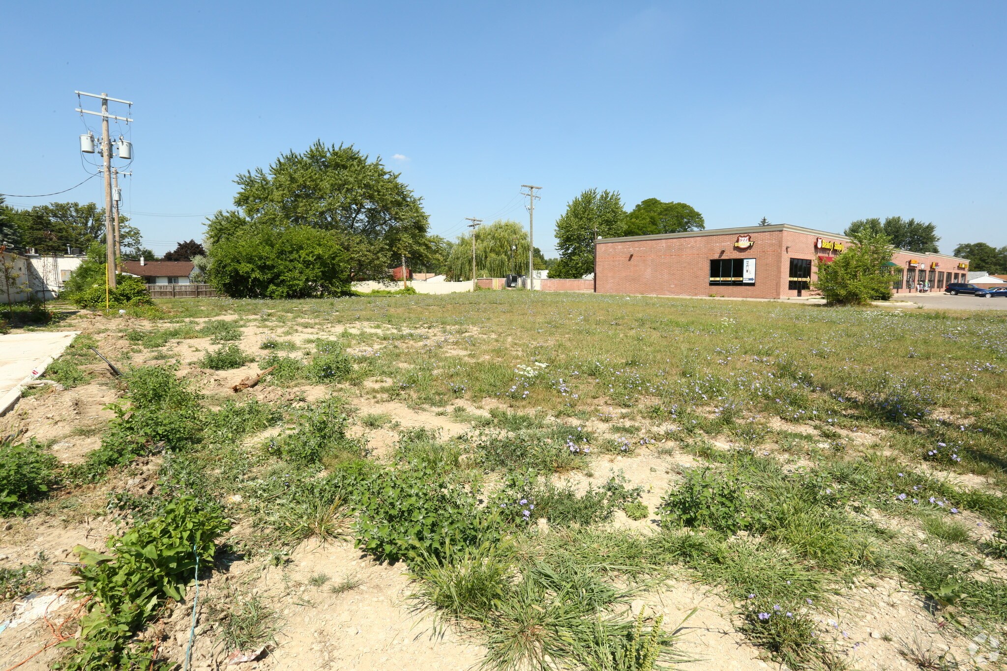 157 Middlebelt Rd, Garden City, MI à vendre Photo principale– Image 1 sur 3