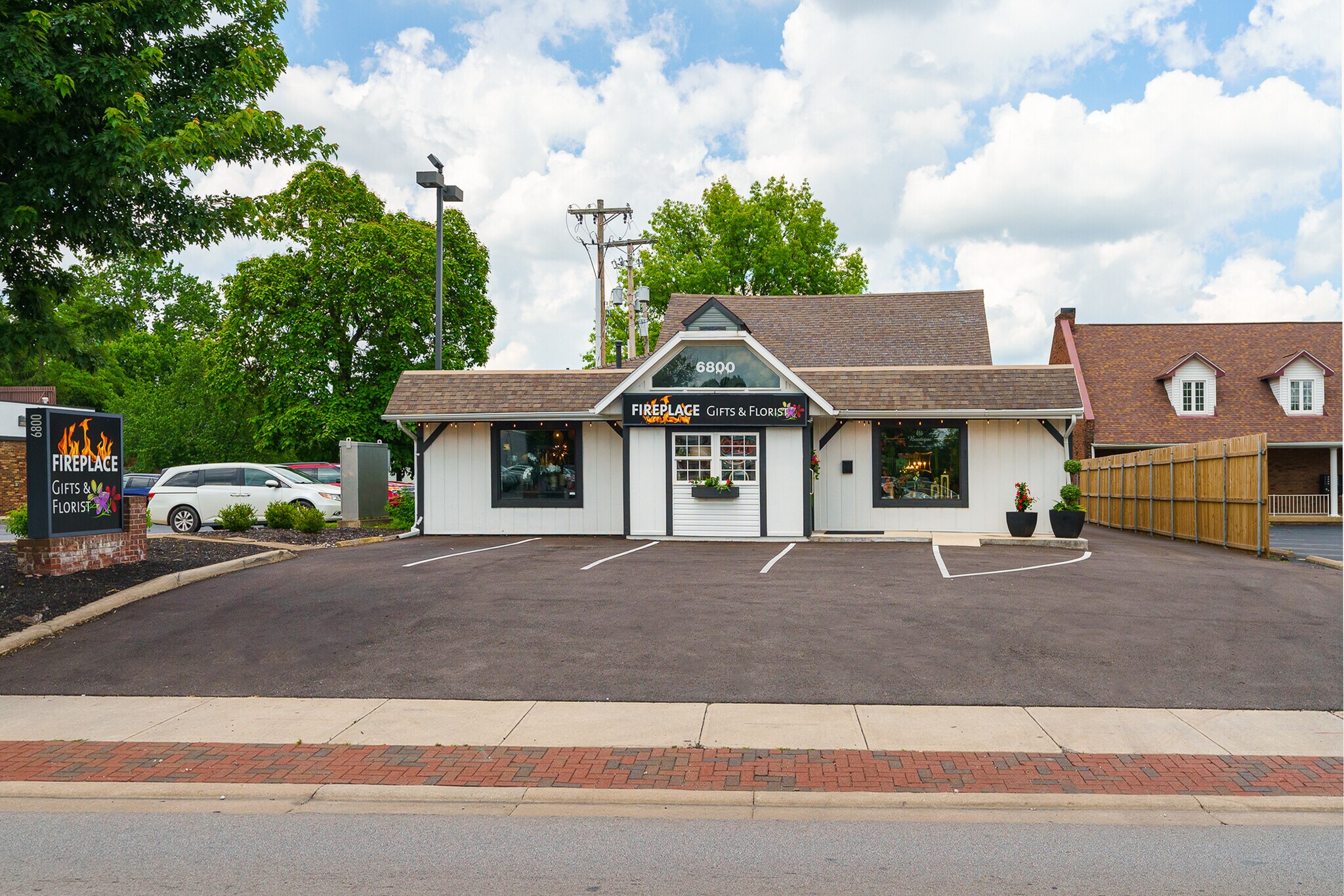 6800 E Main St, Reynoldsburg, OH à vendre Photo de l’immeuble– Image 1 sur 46
