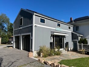 117 Eastern Ave, Essex, MA à louer Photo intérieure– Image 1 sur 10