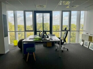 Plus de détails pour Bureau à louer