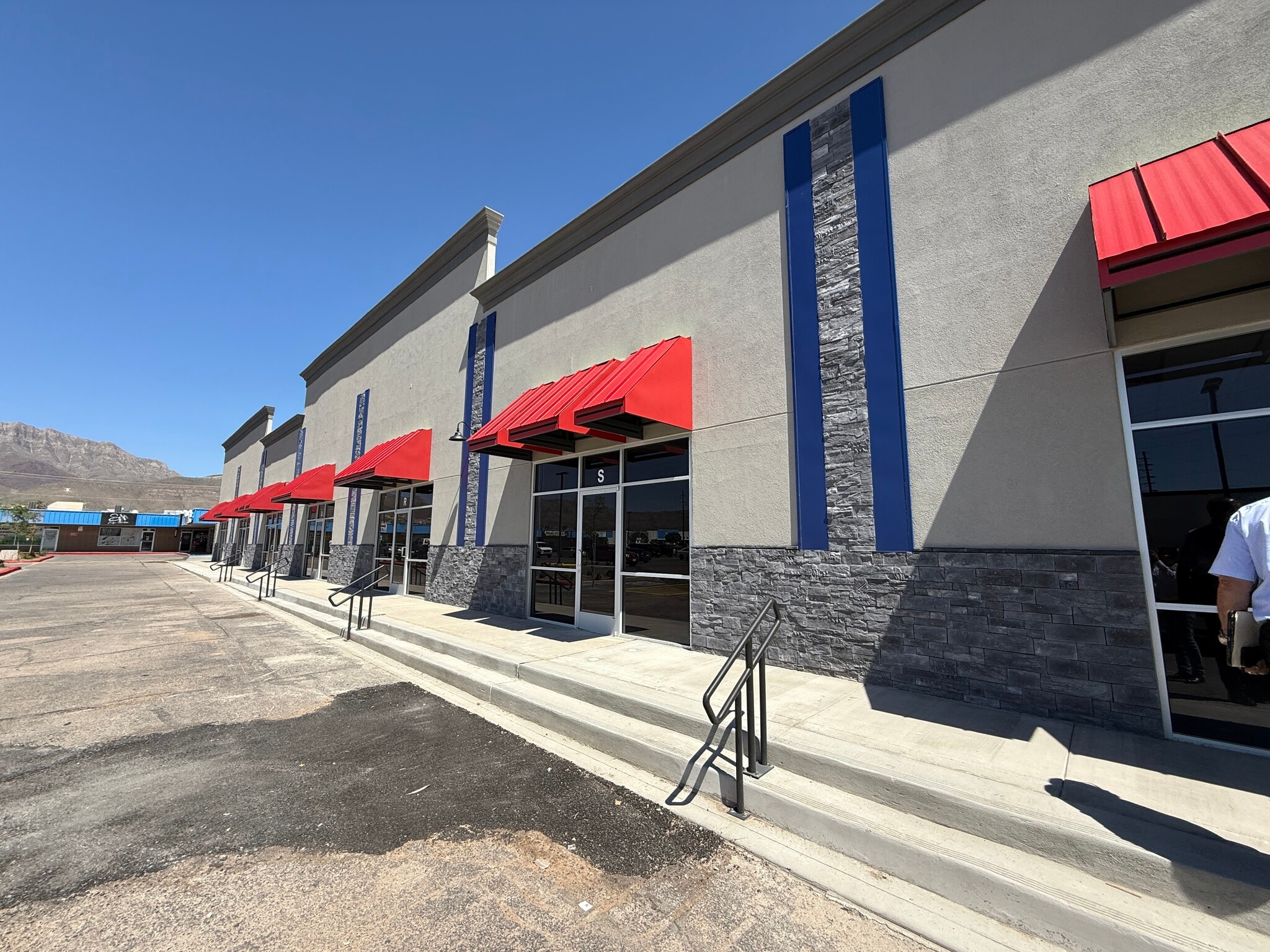 4747 Hondo Pass Dr, El Paso, TX à louer Photo intérieure– Image 1 sur 6