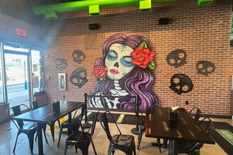 1710 Route 112, Coram, NY à louer Photo intérieure– Image 1 sur 5