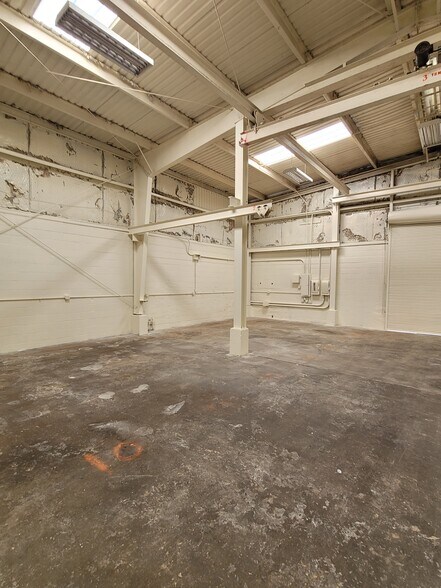1809 Yellowstone St, Freeport, TX à louer - Photo intérieure – Image 3 sur 9