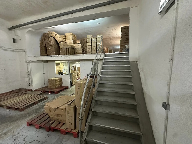 Local d'activités dans Marseille à vendre - Photo intérieure – Image 2 sur 5