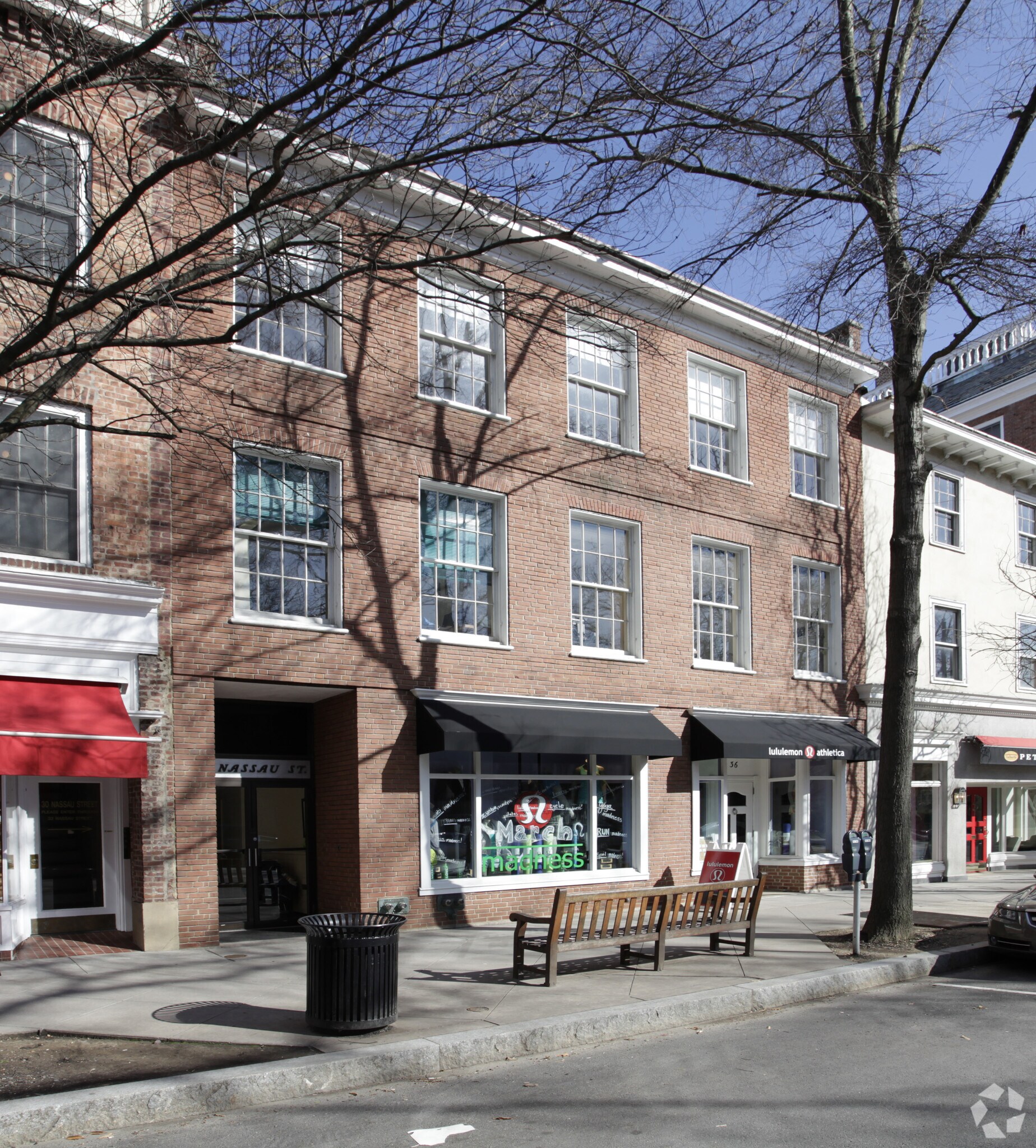 32 Nassau St, Princeton, NJ à louer Photo de l’immeuble– Image 1 sur 3