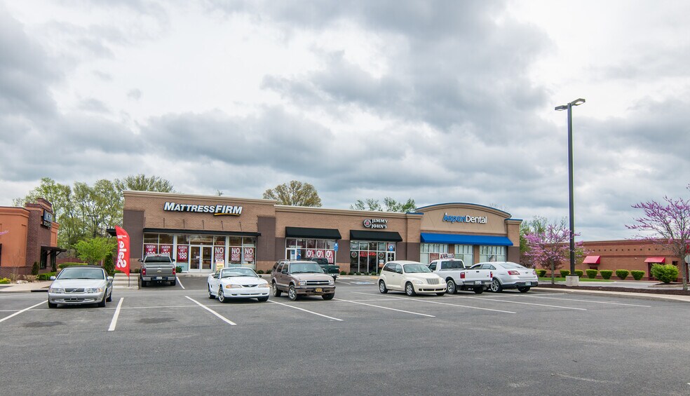 1007 Nashville Pike, Gallatin, TN à vendre - Photo de l’immeuble – Image 3 sur 9