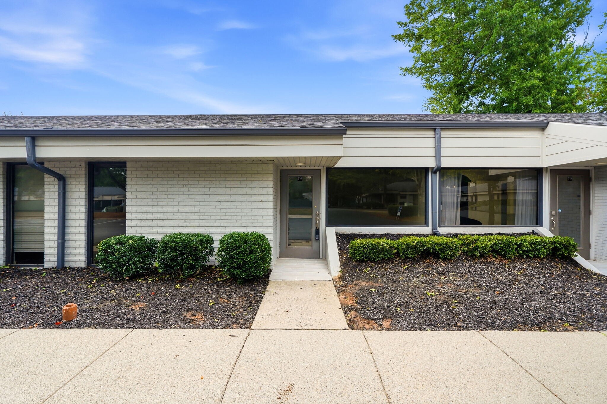 600 Houze Way, Roswell, GA à louer Photo de l’immeuble– Image 1 sur 32
