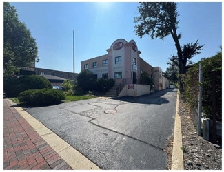 Plus de détails pour 8527 Grand Ave, River Grove, IL - Local commercial à vendre