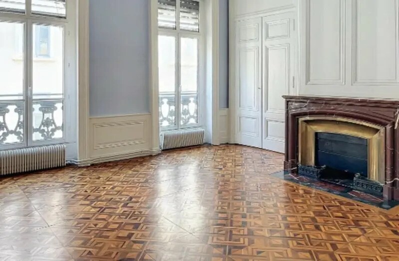 Immeuble residentiel dans Lyon à vendre Photo intérieure– Image 1 sur 9