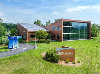 Plus de détails pour 111 Silver Lake Blvd, Pittsfield, MA - Bureau à vendre