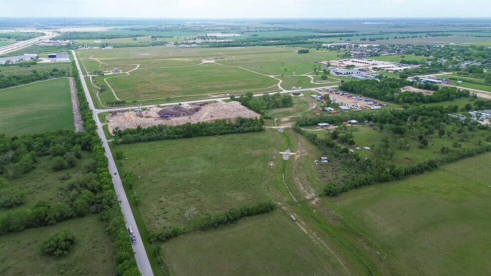 Klauke Rd, Rosenberg, TX à vendre - Photo de l’immeuble – Image 3 sur 9