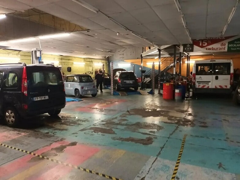 Local d’activités dans Le Havre à louer - Photo de l’immeuble – Image 2 sur 5