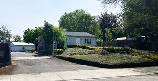 Plus de détails pour 10930 NE Marx St, Portland, OR - Local d’activités à vendre