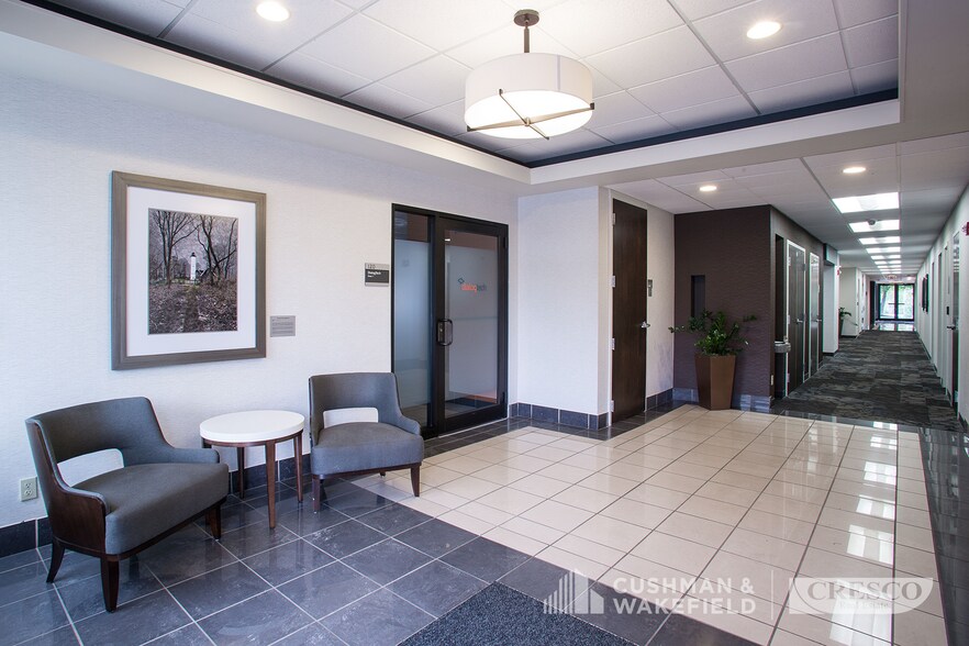 4500 Rockside Rd, Independence, OH à louer - Photo intérieure – Image 3 sur 5