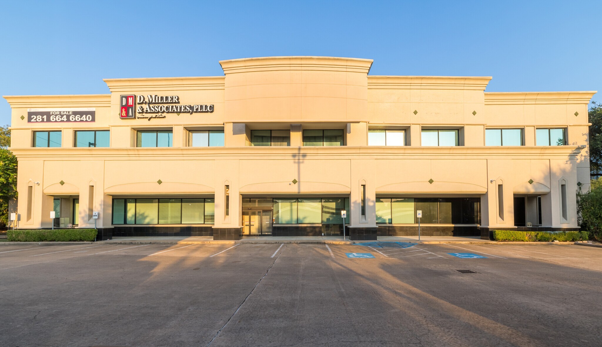 2610 W Sam Houston Pky S, Houston, TX à vendre Photo de l’immeuble– Image 1 sur 8