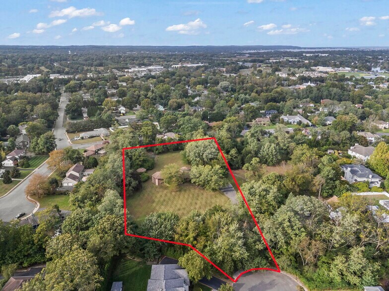 10 Weston Way, West Long Branch, NJ à vendre - Aérien – Image 3 sur 8