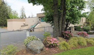 Plus de détails pour 6772 Kirkpatrick Cres, Central Saanich, BC - Local d'activités à louer