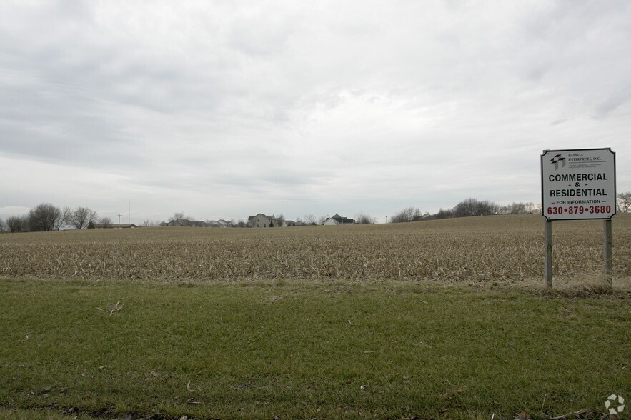 S Main St, Elburn, IL à vendre - Photo de l’immeuble – Image 3 sur 3